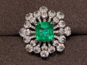 [1009]Real 18K White Gold 2.1 CT Natural Minor Oil Emerald Ring