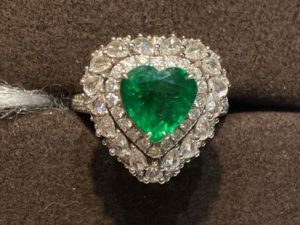[1011]Real 18K White Gold 1.6 CT Minor Oil Emerald Ring
